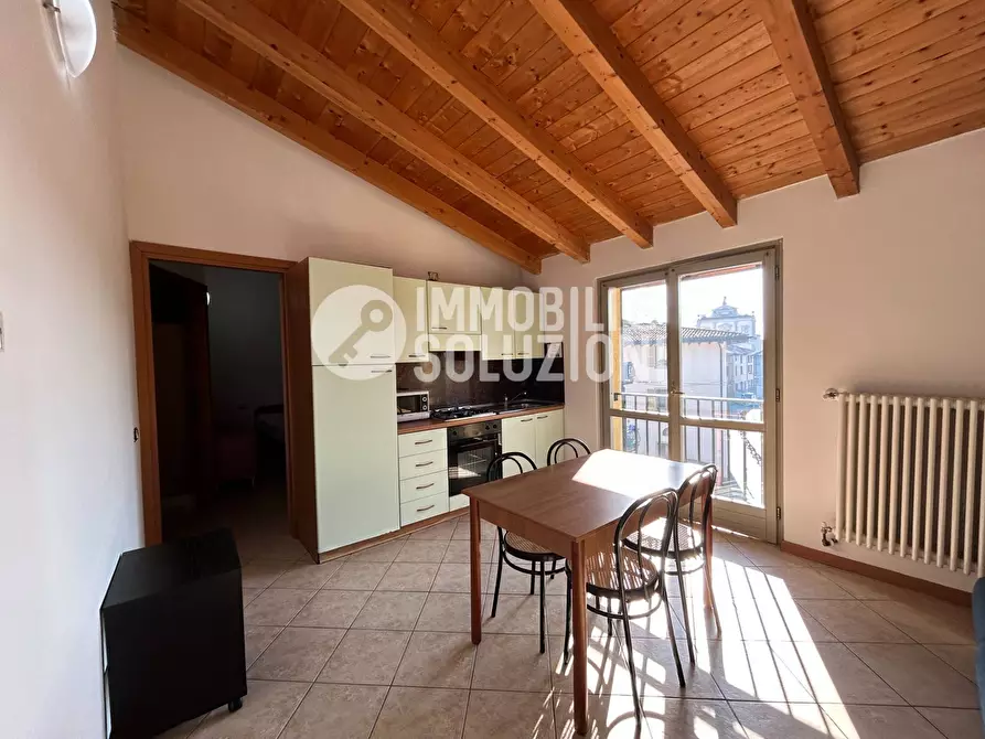 Immagine 3 di Appartamento in affitto  in piazza liberta a Spirano