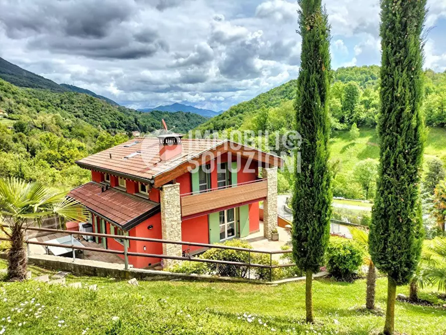 Immagine 1 di Villa in vendita  in via Al Borghetto a Palazzago