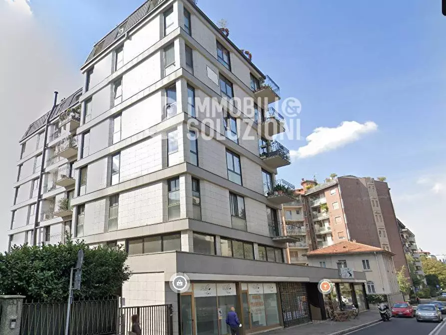 Immagine 1 di Appartamento in vendita  in via Mazzini a Bergamo