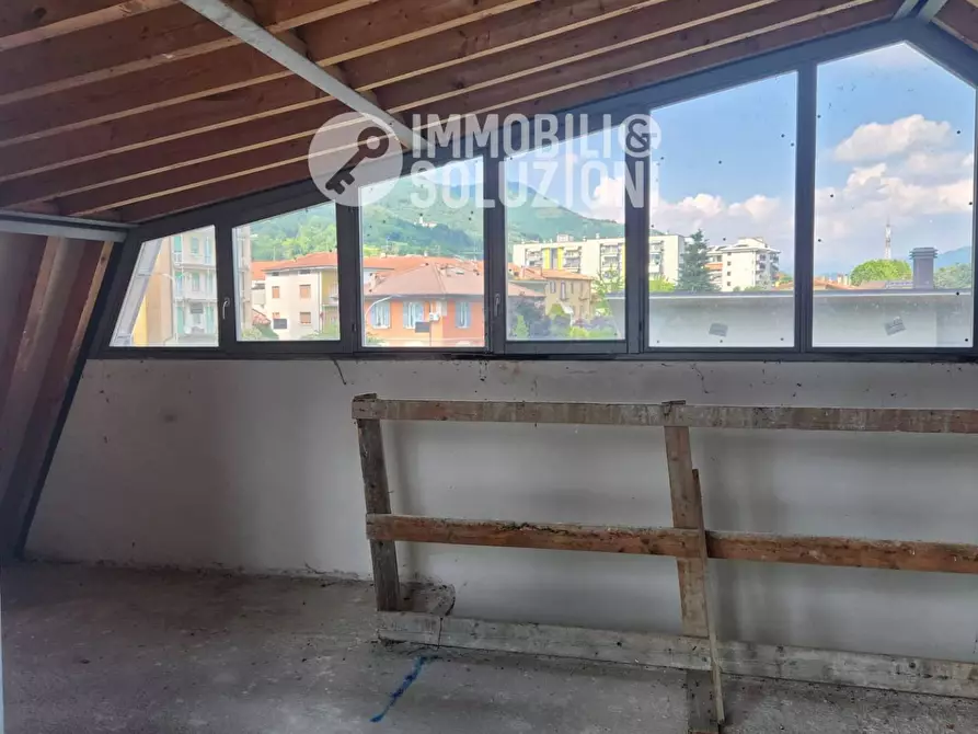 Immagine 10 di Villa in vendita  in VIA ACERBIS a Alzano Lombardo