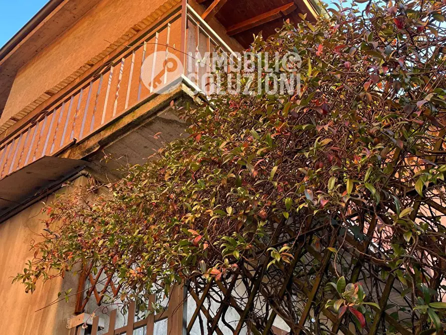 Immagine 3 di Appartamento in vendita  in Via Maggiore a Palazzago