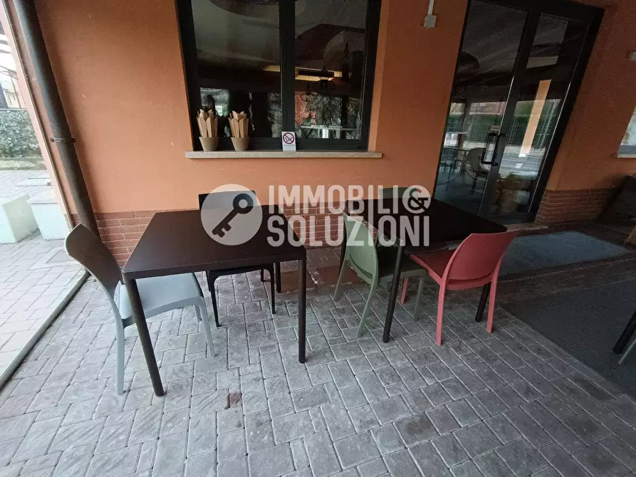 Immagine 3 di Negozio in vendita  in PIAZZA CADUTI DEL LAVORO a Verdello