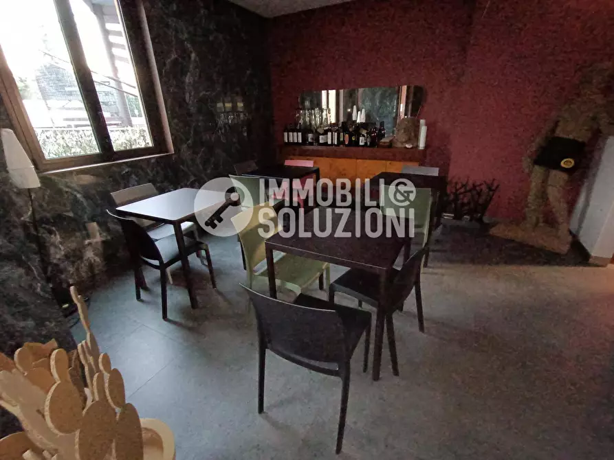 Immagine 5 di Negozio in vendita  in PIAZZA CADUTI DEL LAVORO a Verdello