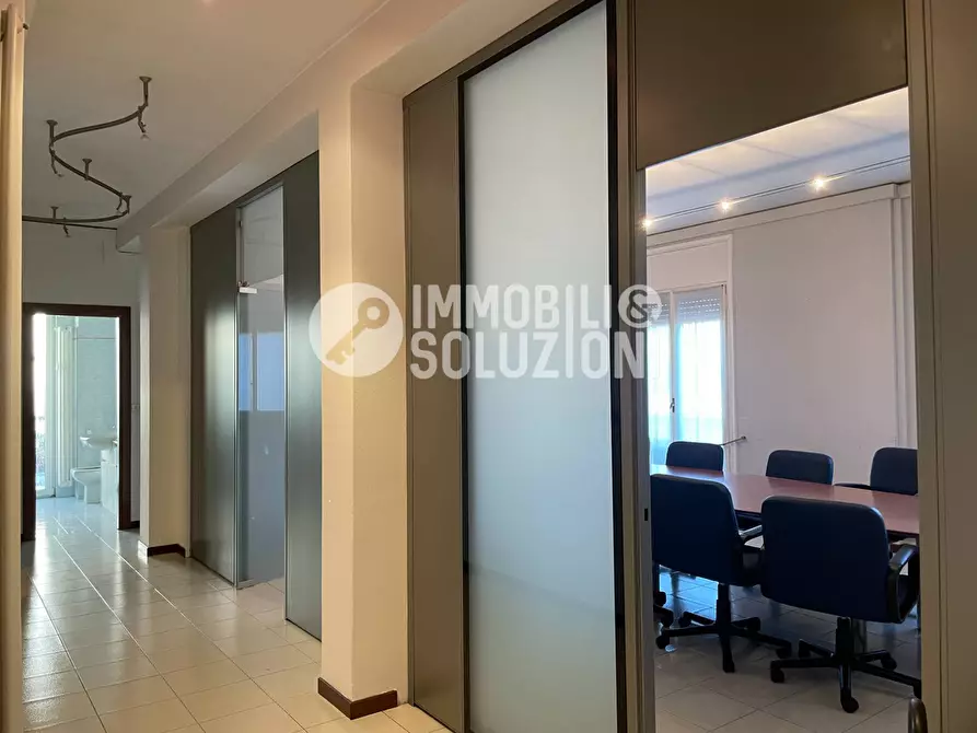 Immagine 8 di Ufficio in affitto  in Via Angelo Maj a Bergamo