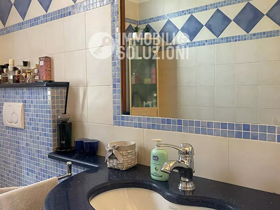 Immagine 16 di Appartamento in vendita  in Via Gorizia a Albino