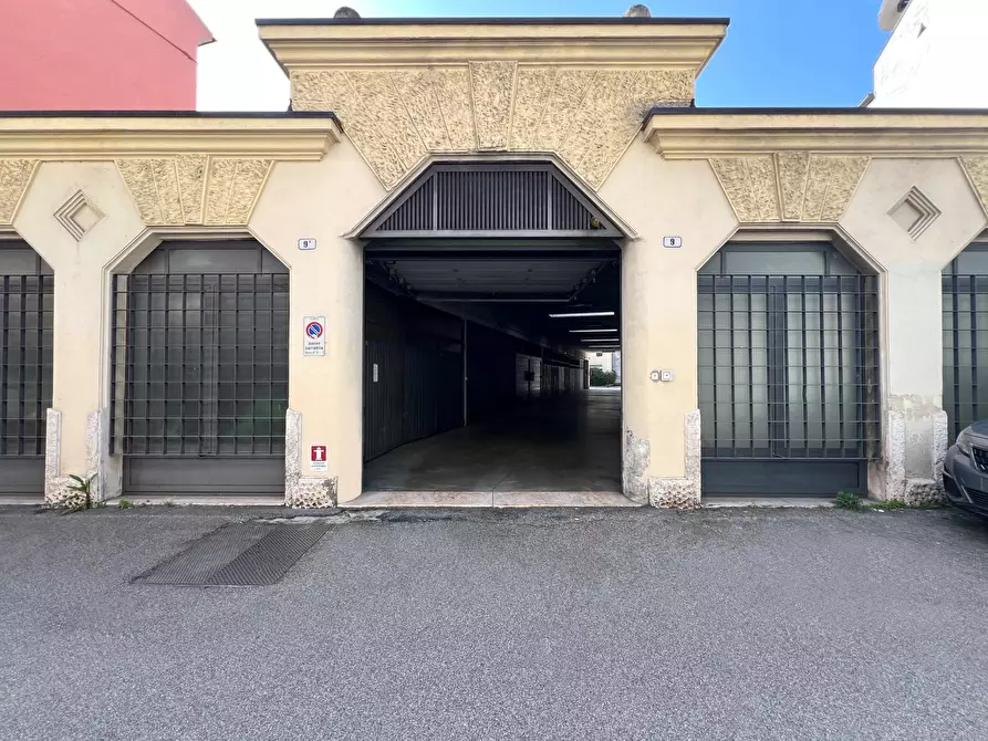 Immagine 1 di Box auto in affitto  in Vicolo San Silvestro a Verona