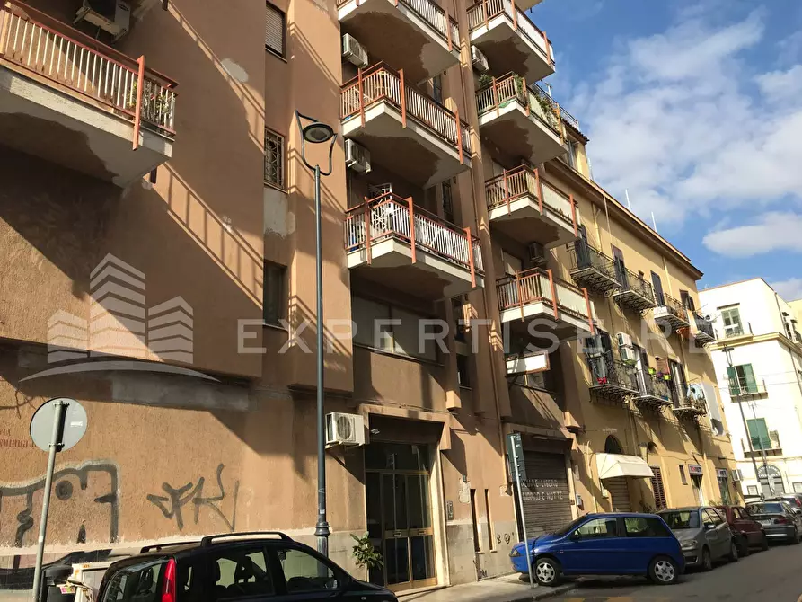 Immagine 2 di Ufficio in affitto  in Via Smiriglio a Palermo