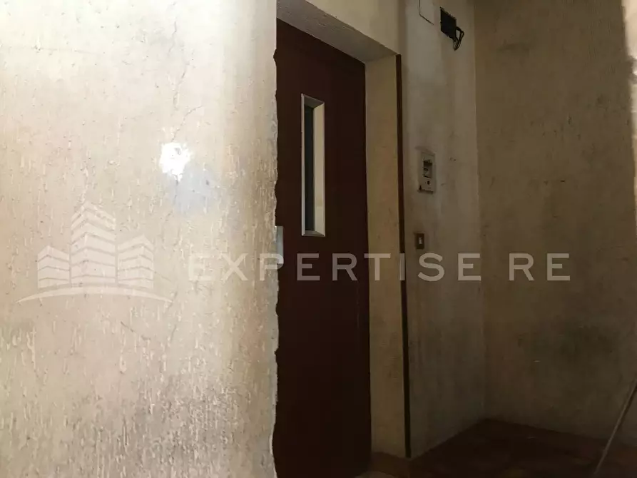 Immagine 15 di Ufficio in affitto  in Via Smiriglio a Palermo