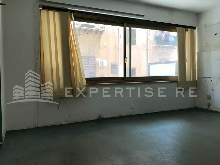 Immagine 19 di Ufficio in affitto  in Via Smiriglio a Palermo