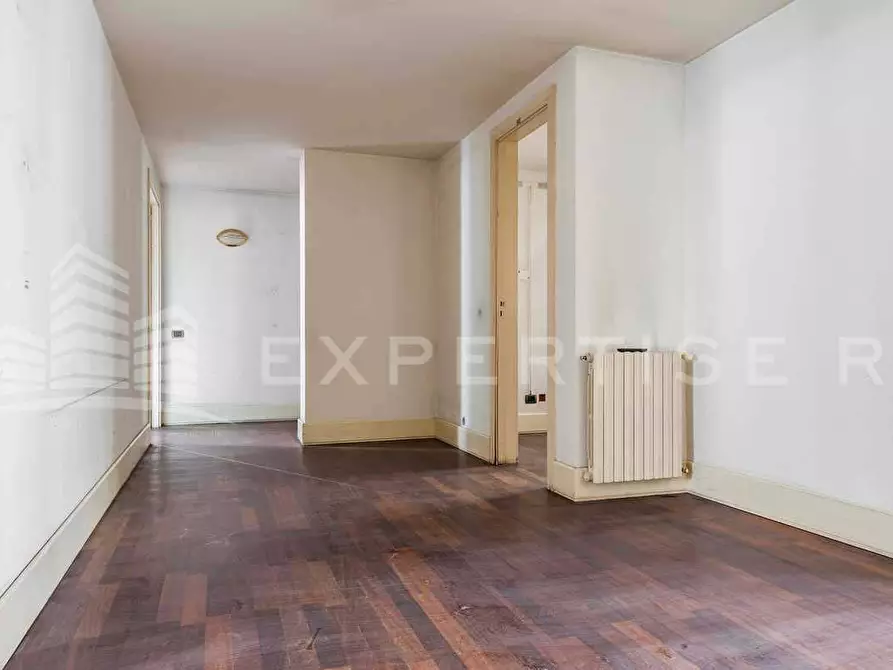 Immagine 5 di Ufficio in affitto  in Via Oberdan a Catania