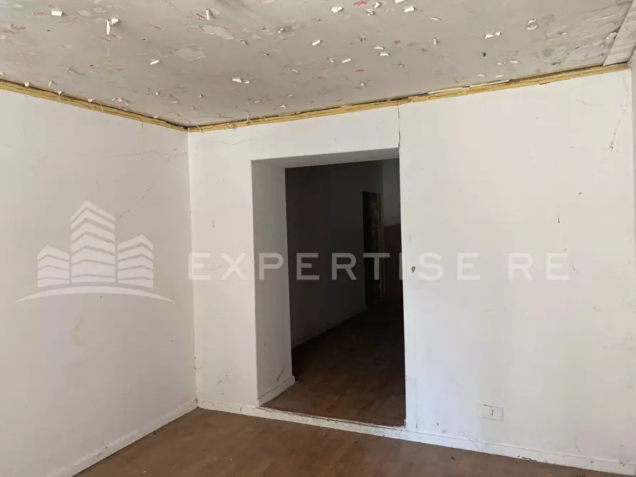 Immagine 7 di Locale commerciale in vendita  in Corso Calatafimi a Palermo