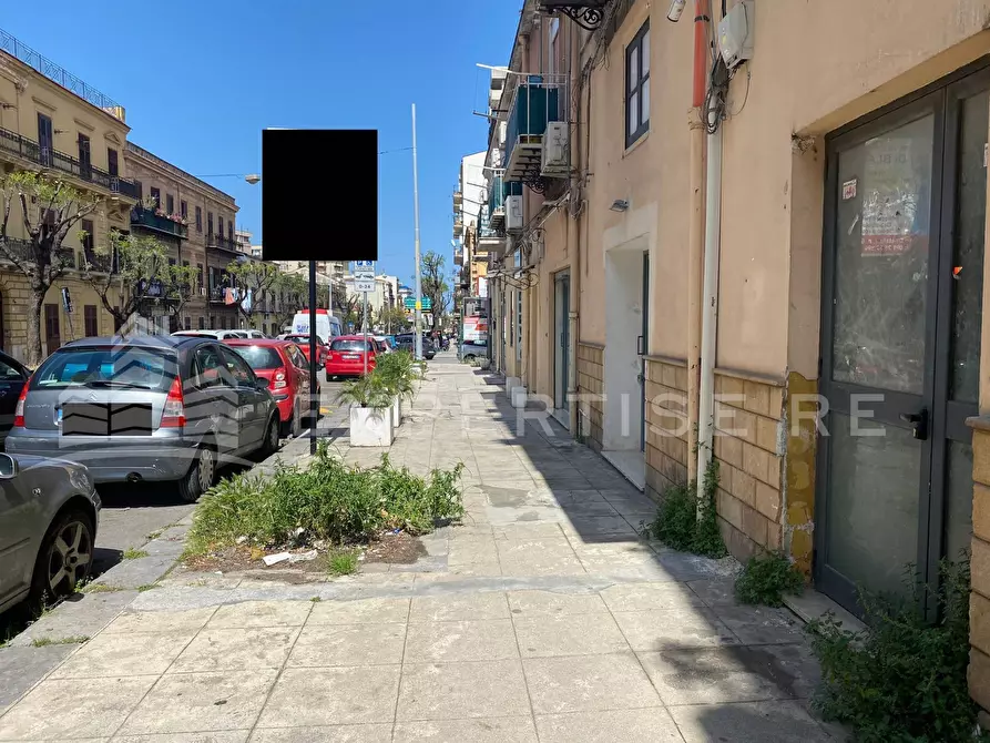 Immagine 16 di Locale commerciale in vendita  in Corso Calatafimi a Palermo