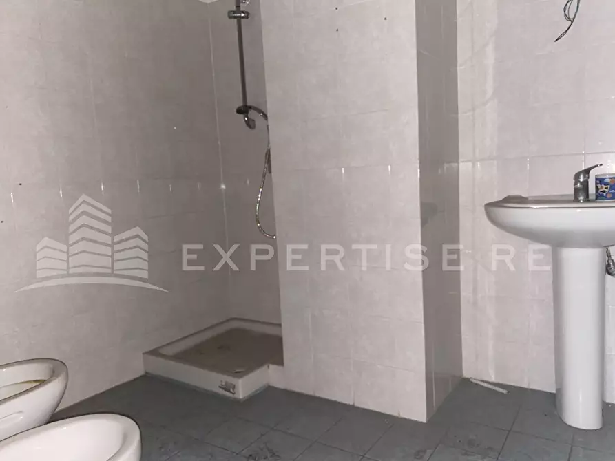 Immagine 23 di Ufficio in vendita  in Via Sassari a Catania