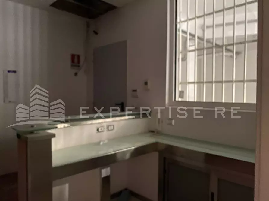 Immagine 25 di Ufficio in vendita  in Via Vann'anto' a Palermo