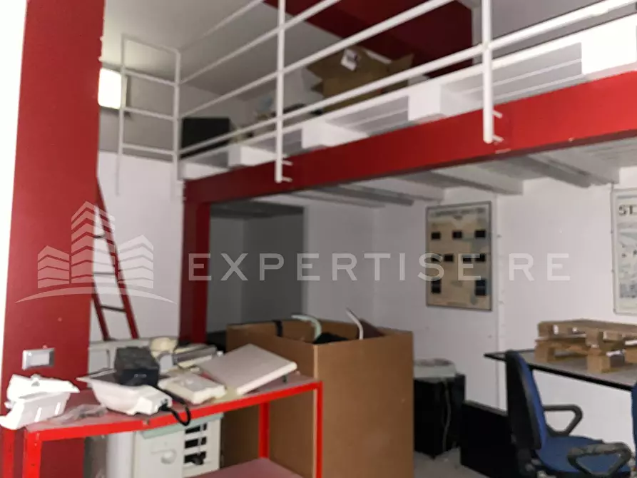 Immagine 29 di Ufficio in vendita  in Via Vann'anto' a Palermo