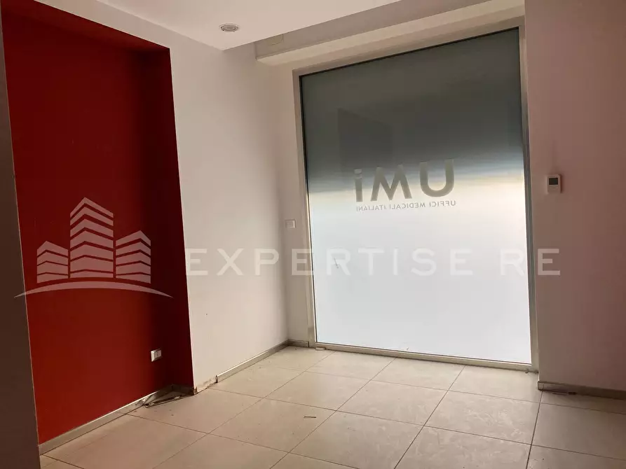 Immagine 30 di Ufficio in vendita  in Via Vann'anto' a Palermo