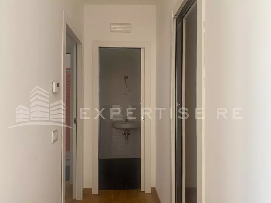 Immagine 14 di Ufficio in vendita  in via Licitra a Ragusa