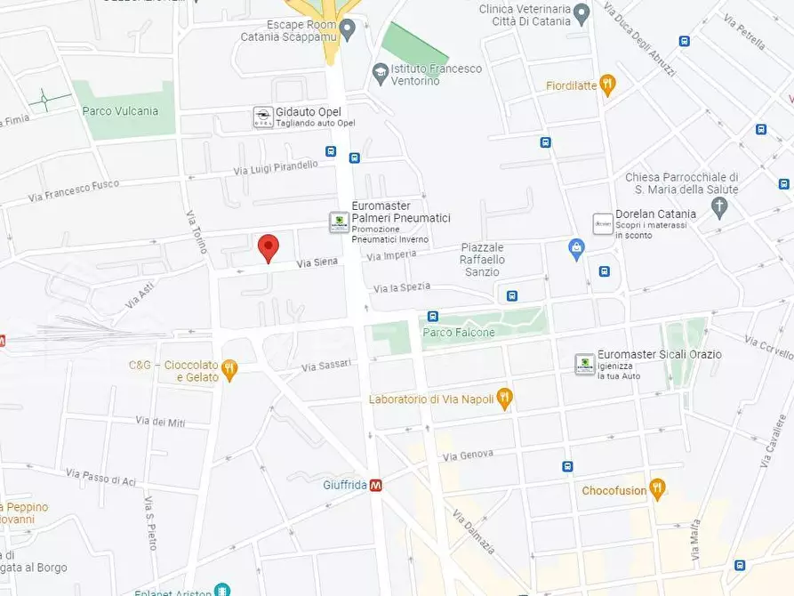 Immagine 25 di Magazzino in vendita  in Via Siena a Catania