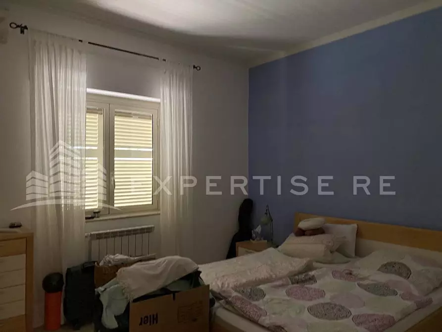 Immagine 21 di Villa in vendita  in Via Cellini Benvenuto a Trecastagni