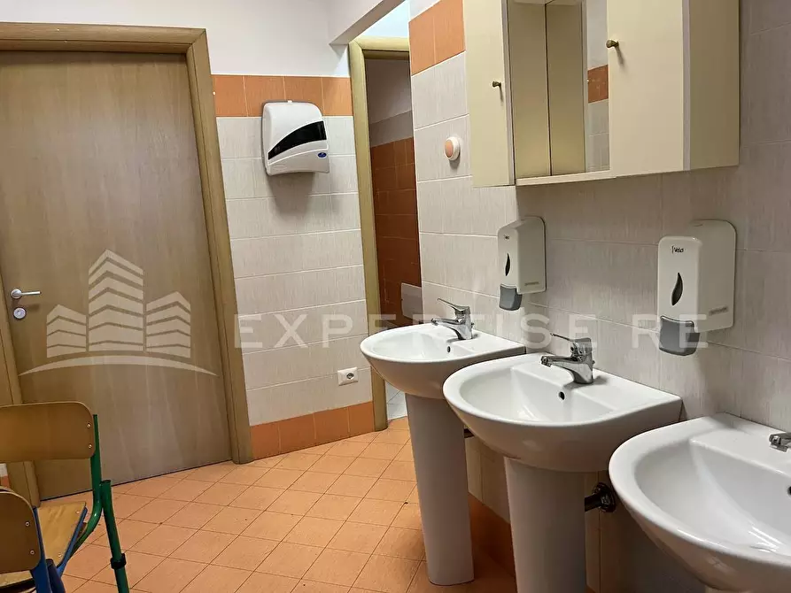 Immagine 17 di Capannone industriale in vendita  in Via delle mura a Messina