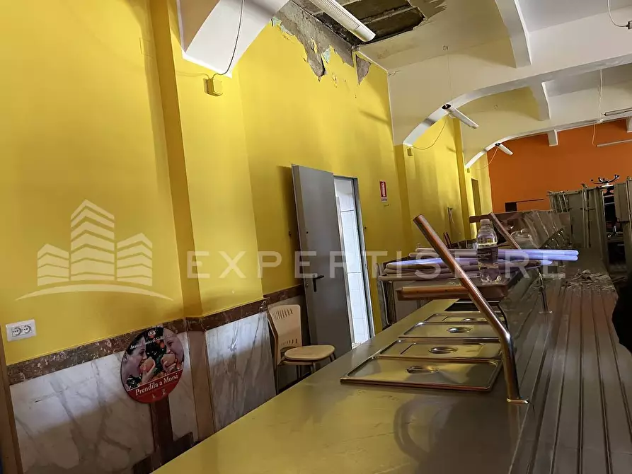 Immagine 14 di Capannone industriale in vendita  in Via delle mura a Messina