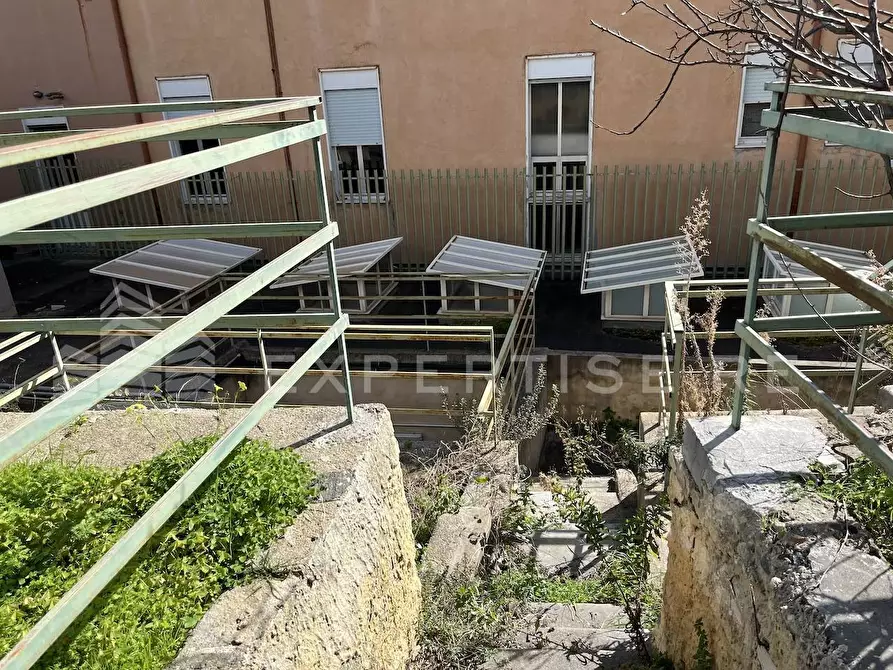 Immagine 18 di Capannone industriale in vendita  in Via delle mura a Messina