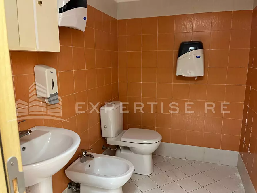 Immagine 27 di Capannone industriale in vendita  in Via delle mura a Messina