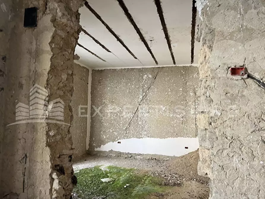 Immagine 22 di Appartamento in vendita  in PIazza IV Novembre a Canicattì