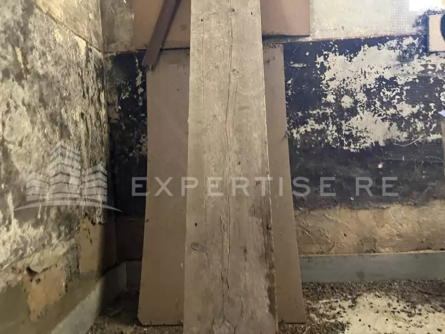 Immagine 28 di Appartamento in vendita  in PIazza IV Novembre a Canicattì