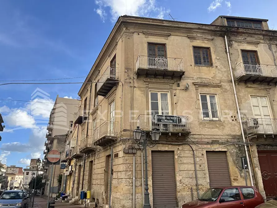 Immagine 3 di Appartamento in vendita  in PIazza IV Novembre a Canicattì