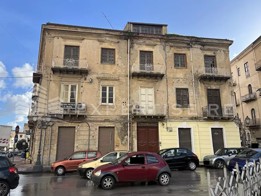 Immagine 2 di Appartamento in vendita  in PIazza IV Novembre a Canicattì