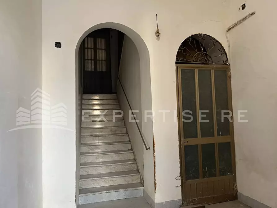Immagine 10 di Appartamento in vendita  in PIazza IV Novembre a Canicattì