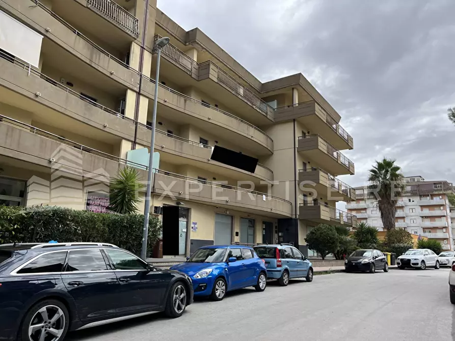 Immagine 5 di Ufficio in vendita  in Via Cittadella a Caltanissetta