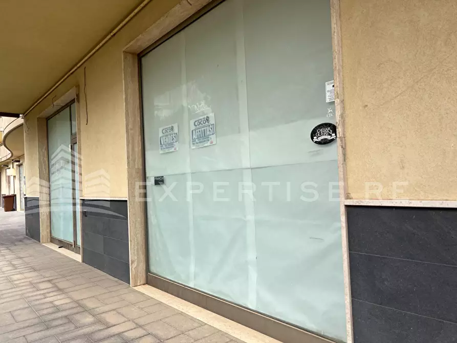 Immagine 14 di Ufficio in vendita  in Via Cittadella a Caltanissetta