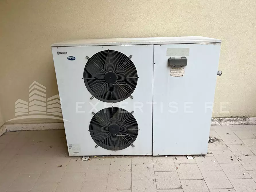 Immagine 16 di Ufficio in vendita  in Via Cittadella a Caltanissetta