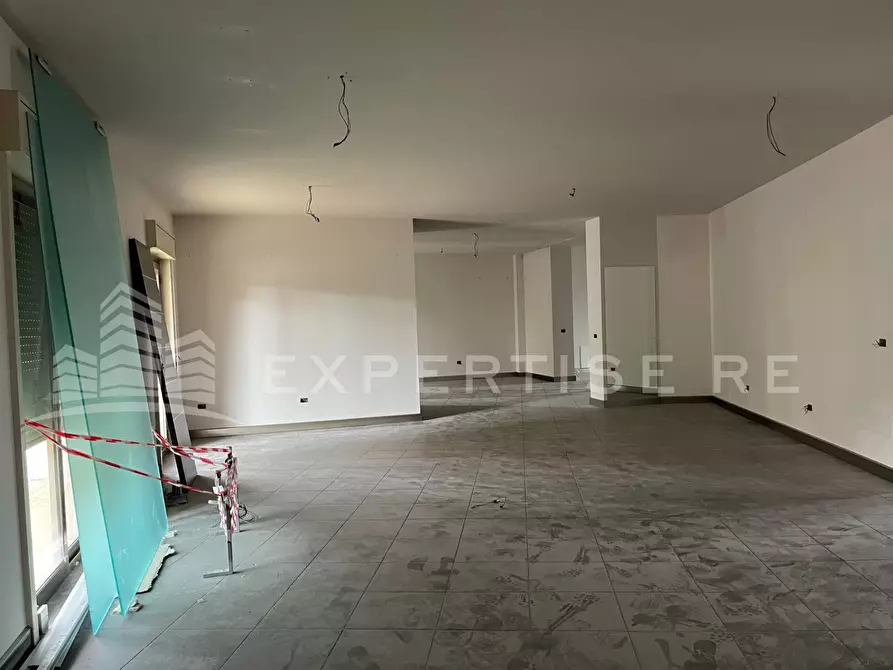 Immagine 18 di Ufficio in vendita  in Via Cittadella a Caltanissetta