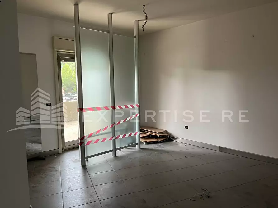 Immagine 21 di Ufficio in vendita  in Via Cittadella a Caltanissetta