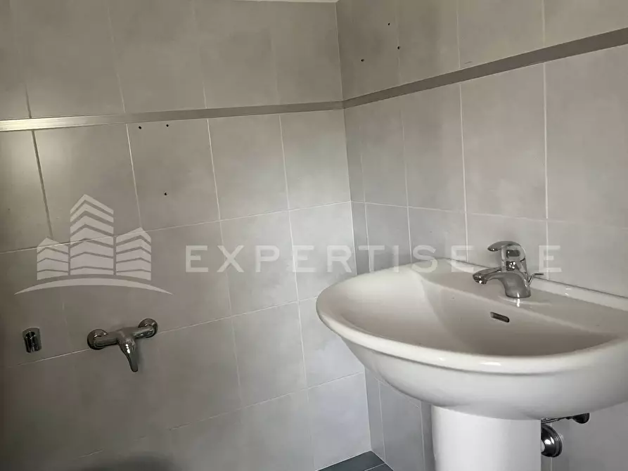 Immagine 23 di Ufficio in vendita  in Via Cittadella a Caltanissetta