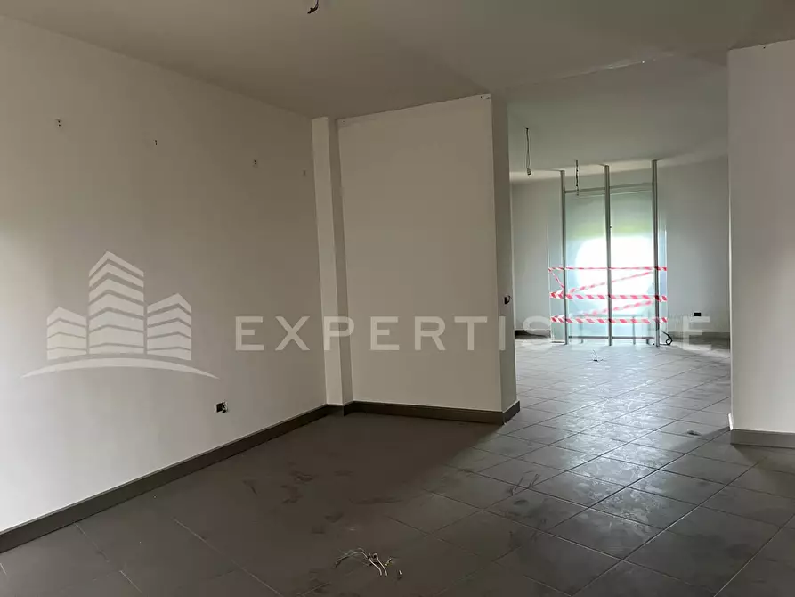 Immagine 24 di Ufficio in vendita  in Via Cittadella a Caltanissetta