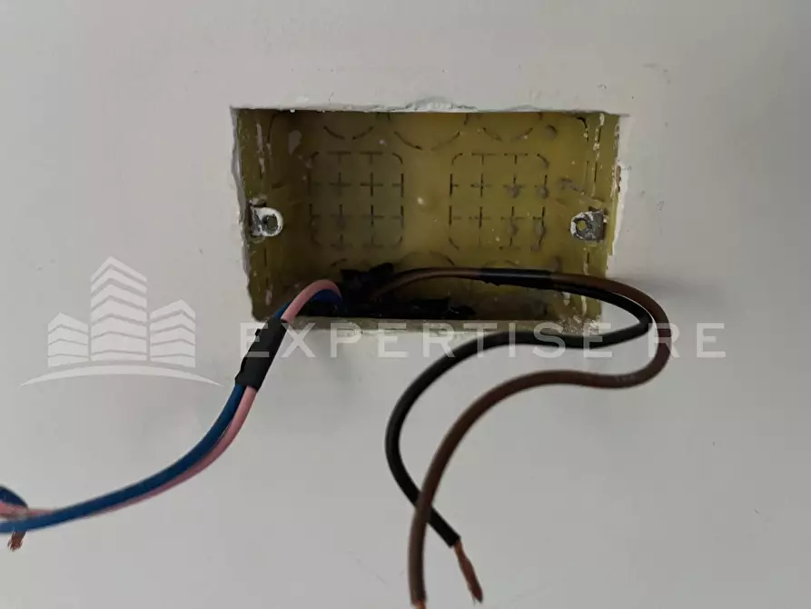 Immagine 28 di Ufficio in vendita  in Via Cittadella a Caltanissetta