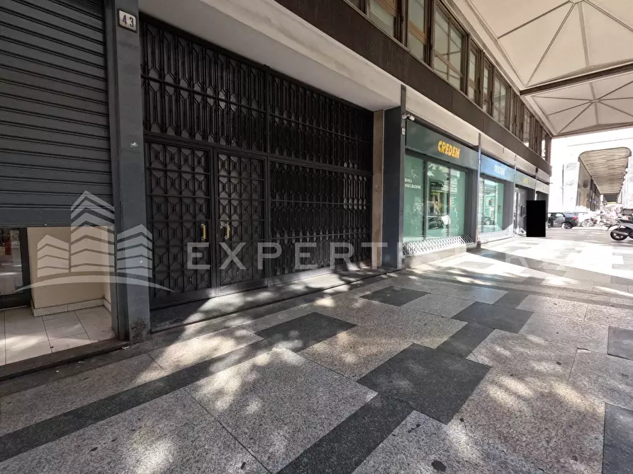 Immagine 6 di Ufficio in vendita  in Corso sicilia a Catania