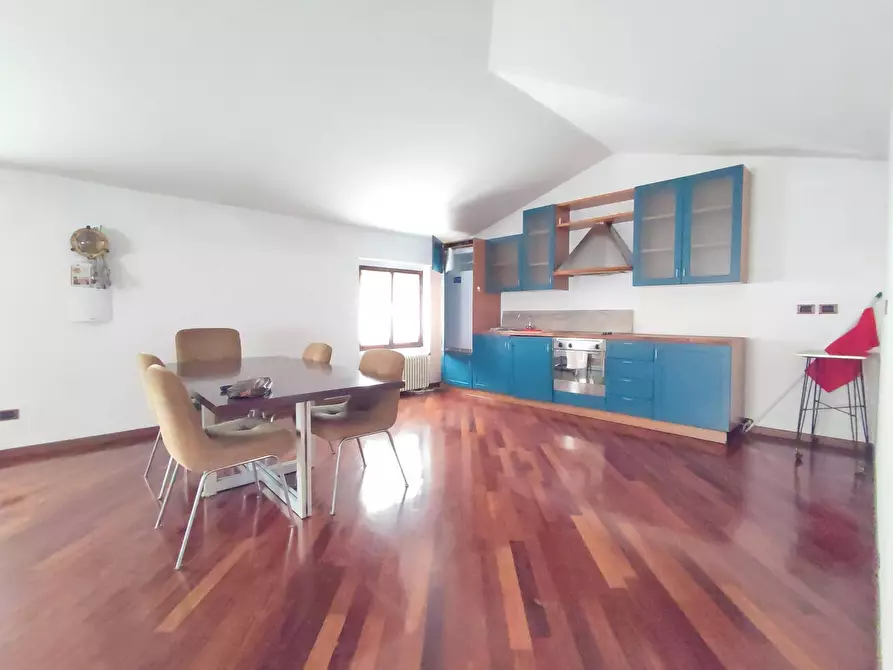 Immagine 1 di Attico in affitto  in VIA ROMA a Sarnico