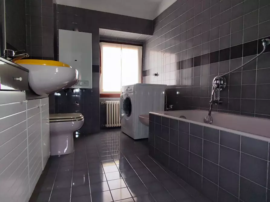 Immagine 22 di Attico in affitto  in VIA ROMA a Sarnico