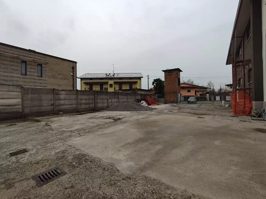 Immagine 3 di Capannone industriale in vendita  in Via Palazzolo a Pontoglio