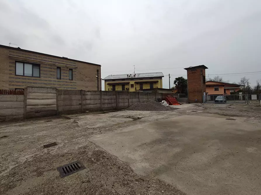 Immagine 6 di Capannone industriale in vendita  in Via Palazzolo a Pontoglio