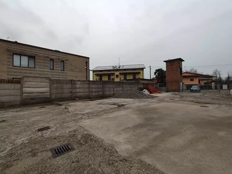 Immagine 7 di Capannone industriale in vendita  in Via Palazzolo a Pontoglio