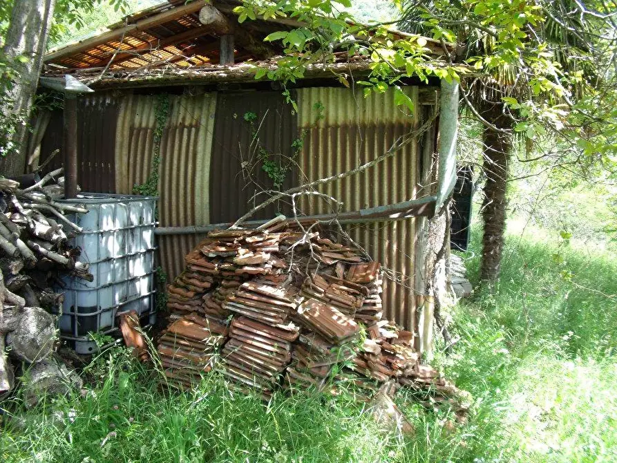 Immagine 17 di Casa indipendente in vendita  in Via Valle a Parzanica