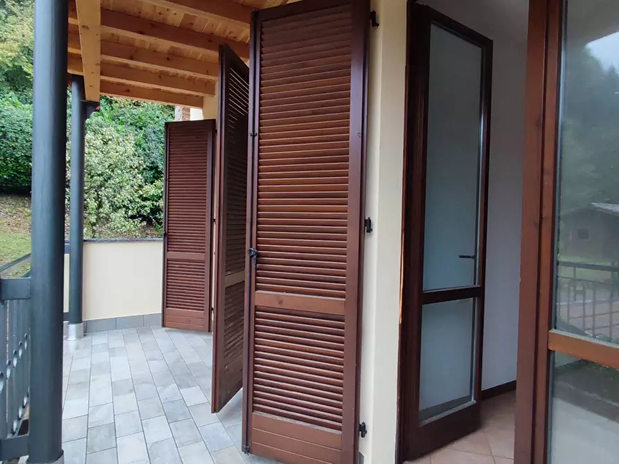 Immagine 16 di Appartamento in affitto  in via cavour a Ponte Nossa