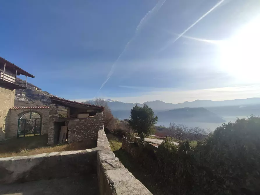 Immagine 1 di Rustico / casale in vendita  in località trussano a Vigolo