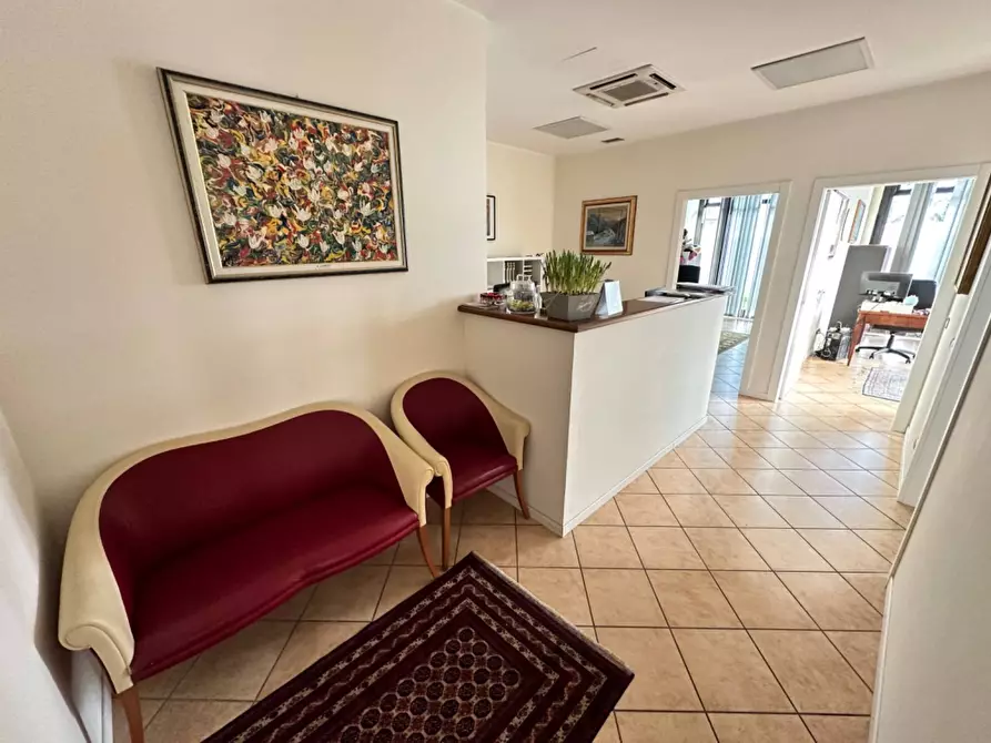 Immagine 6 di Ufficio in vendita  in Via Papa Paolo VI a Paratico